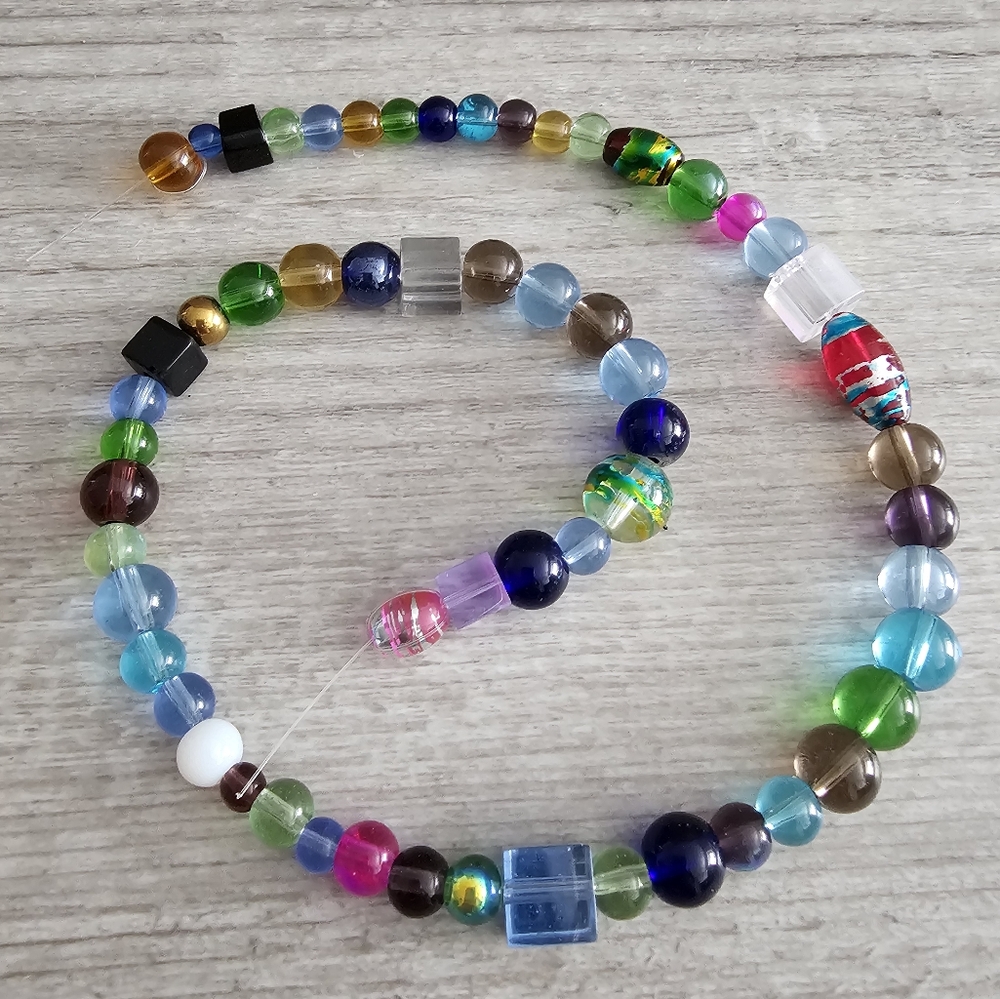 002 Multi- color, multi-size glass beads for jewelry making - 15 inch strand